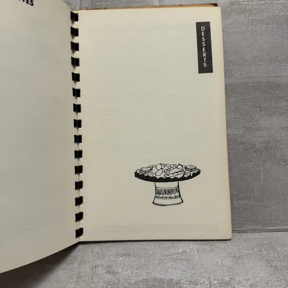Treasury of Greek Cooking 1969 Cookbook Recipes Daughters‎ Penelope Syracuse NY